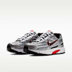 Nike Initiator